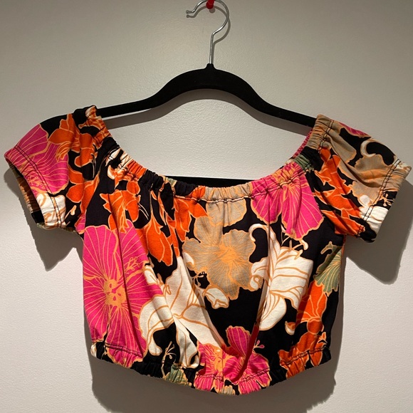 Aritzia Wilfred Cropped off shoulder Top - XXS - Picture 1 of 2